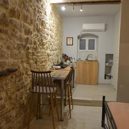 Depaolis Corfu Town アパート コルフ島